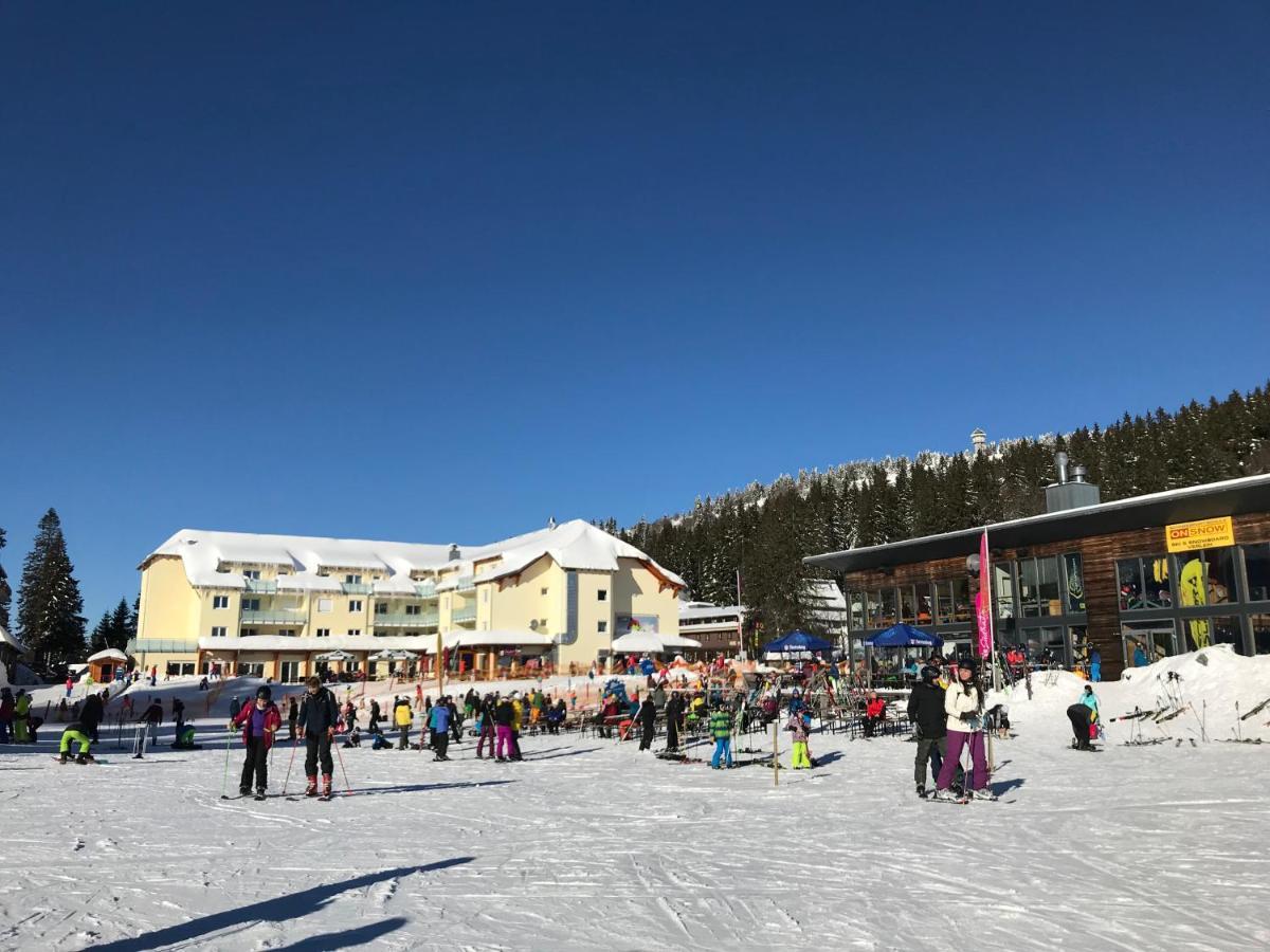 Ferienwohnung Feldberg Mit Whirlpool Direkt An Der Skipiste Экстерьер фото